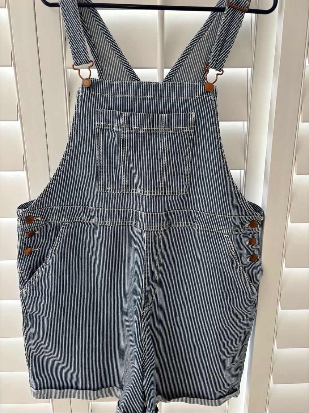 Universal Thread Blue White Striped Denim Short Overalls - Picture 1 of 4